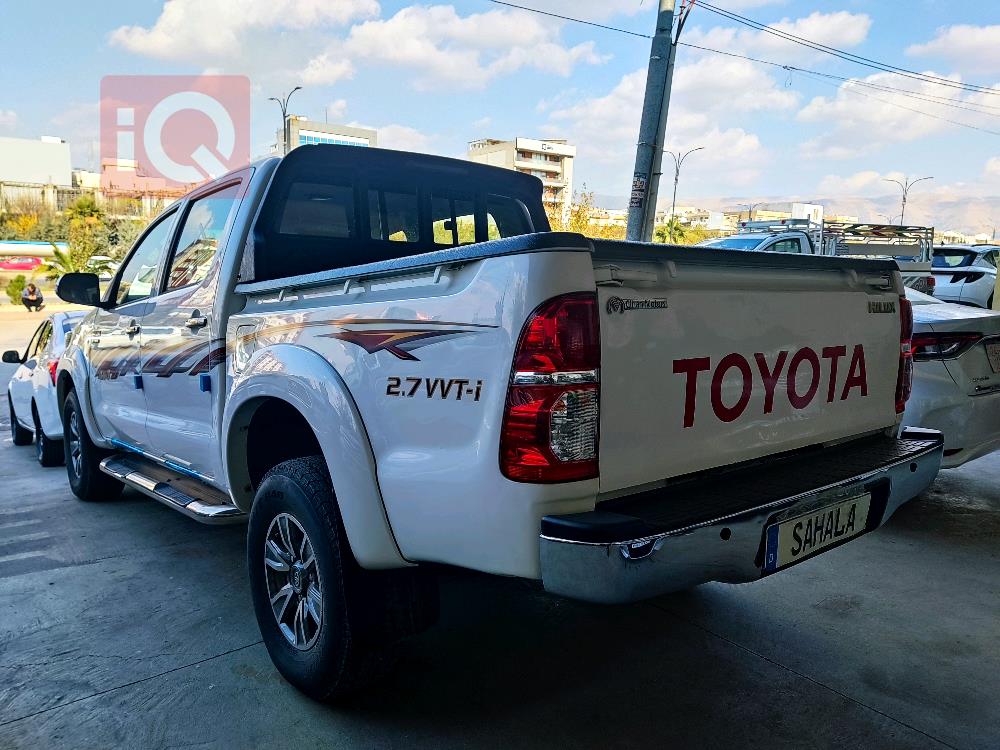 Toyota Hilux